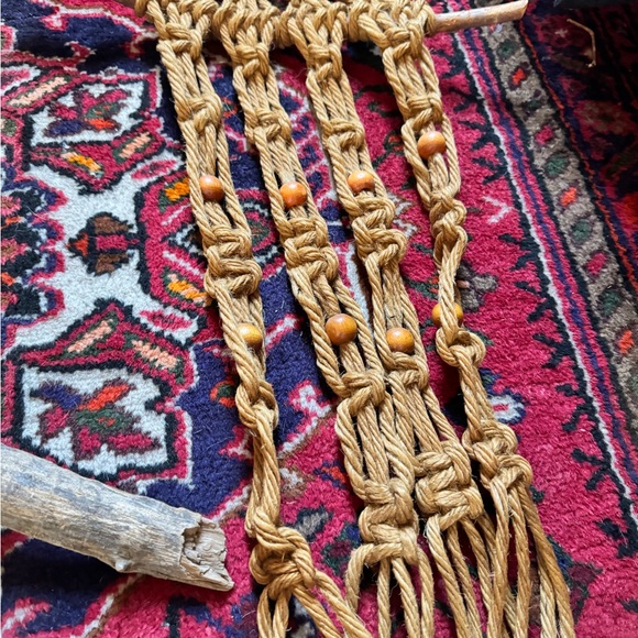 4 true MCM vintage hanging macrame plant holders - Picture 8 of 10
